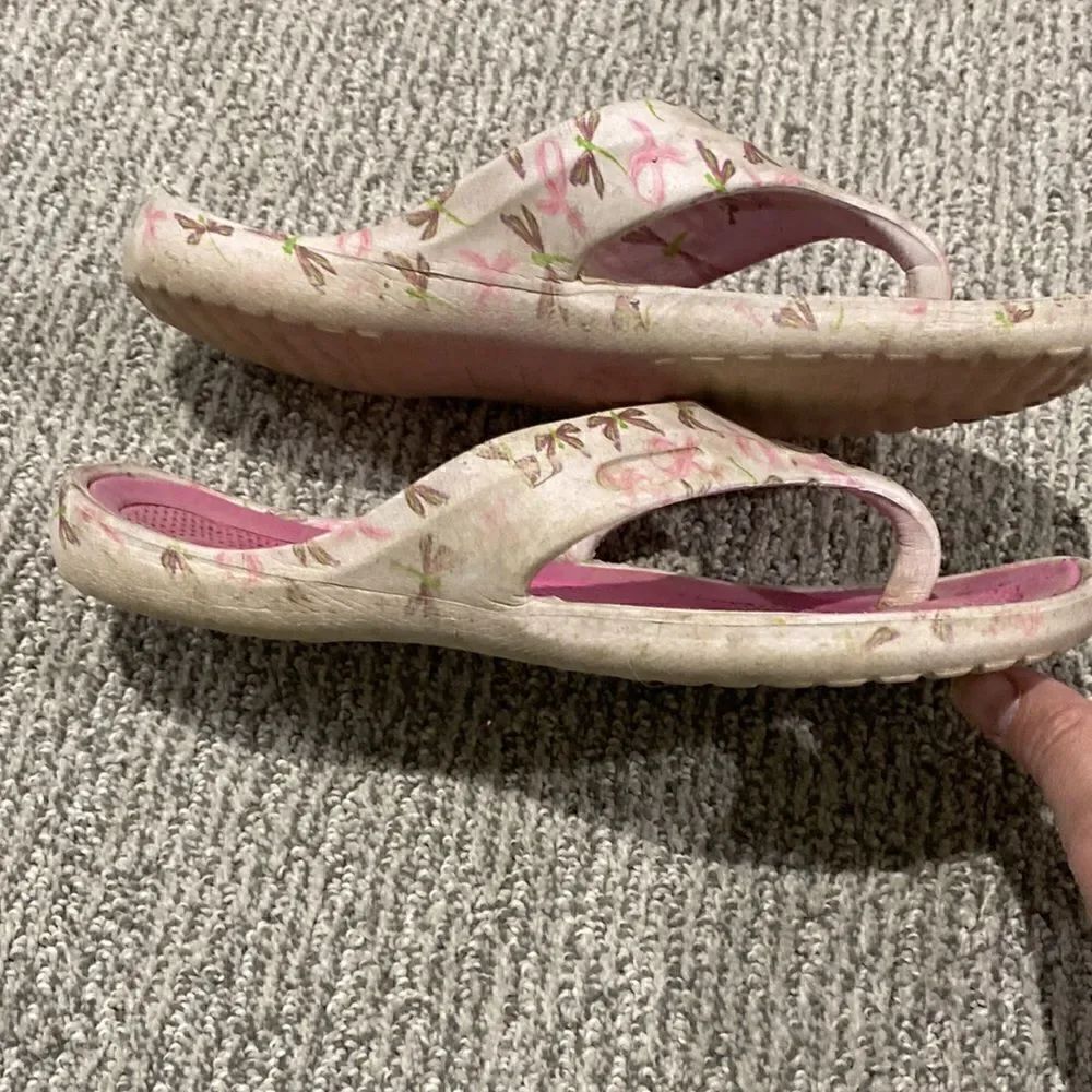 Flip flops  - Picture 3 of 3